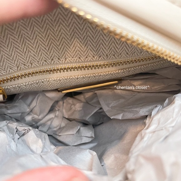 🎀NeW! Tory Burch Kira Chevron Circle Bag - Picture 16 of 17